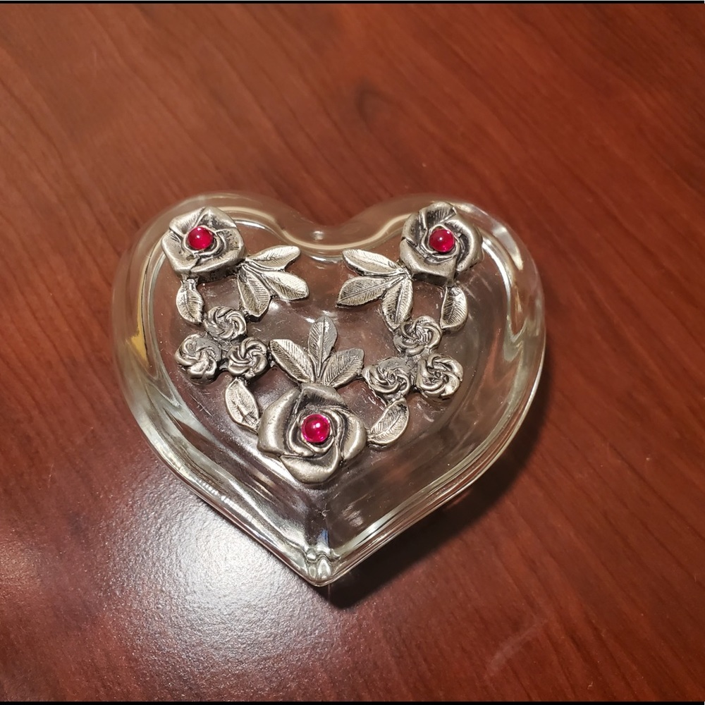 Glass Heart With Pewter Rose jewelry Box